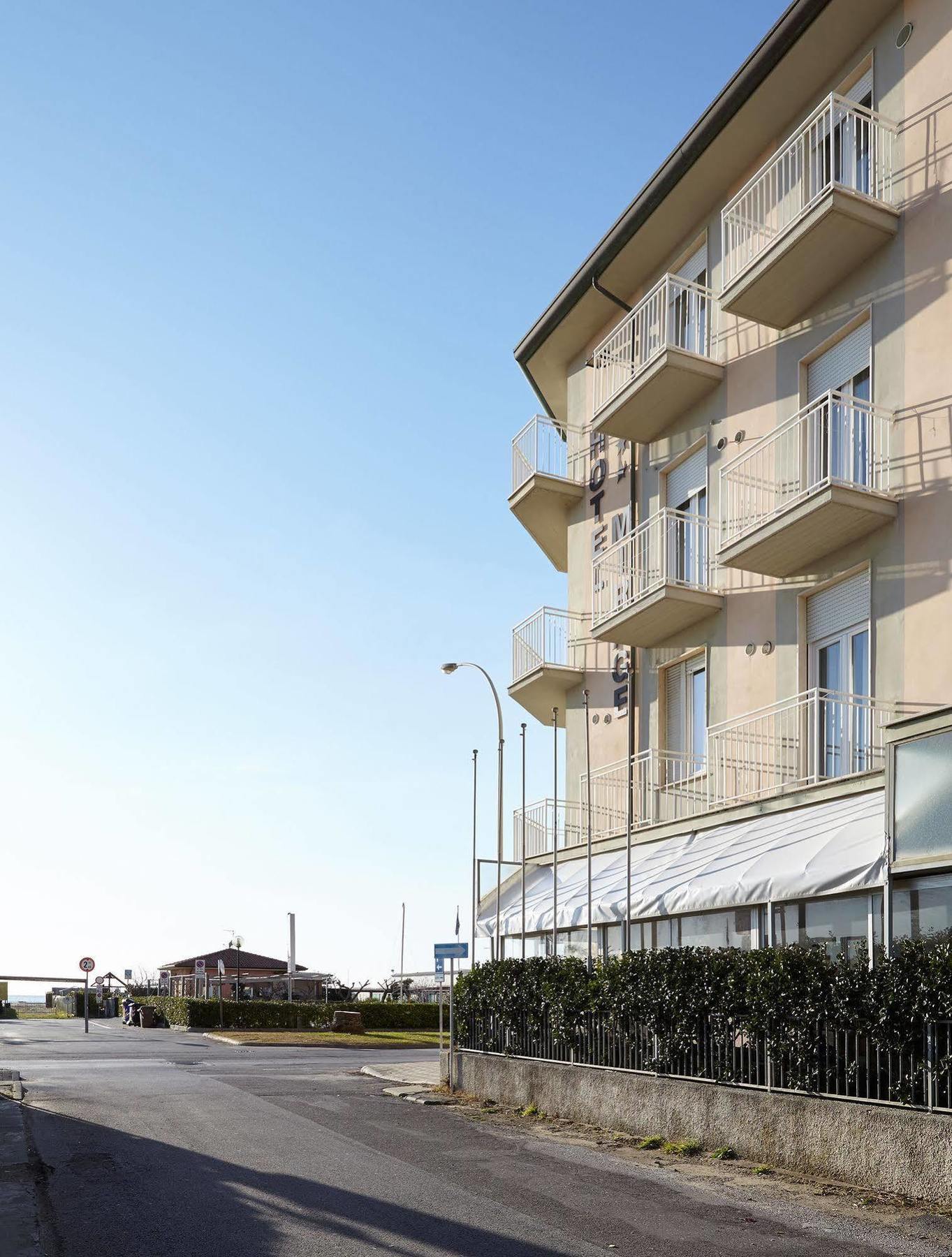 Hotel Mirage Marina di Pietrasanta Kültér fotó