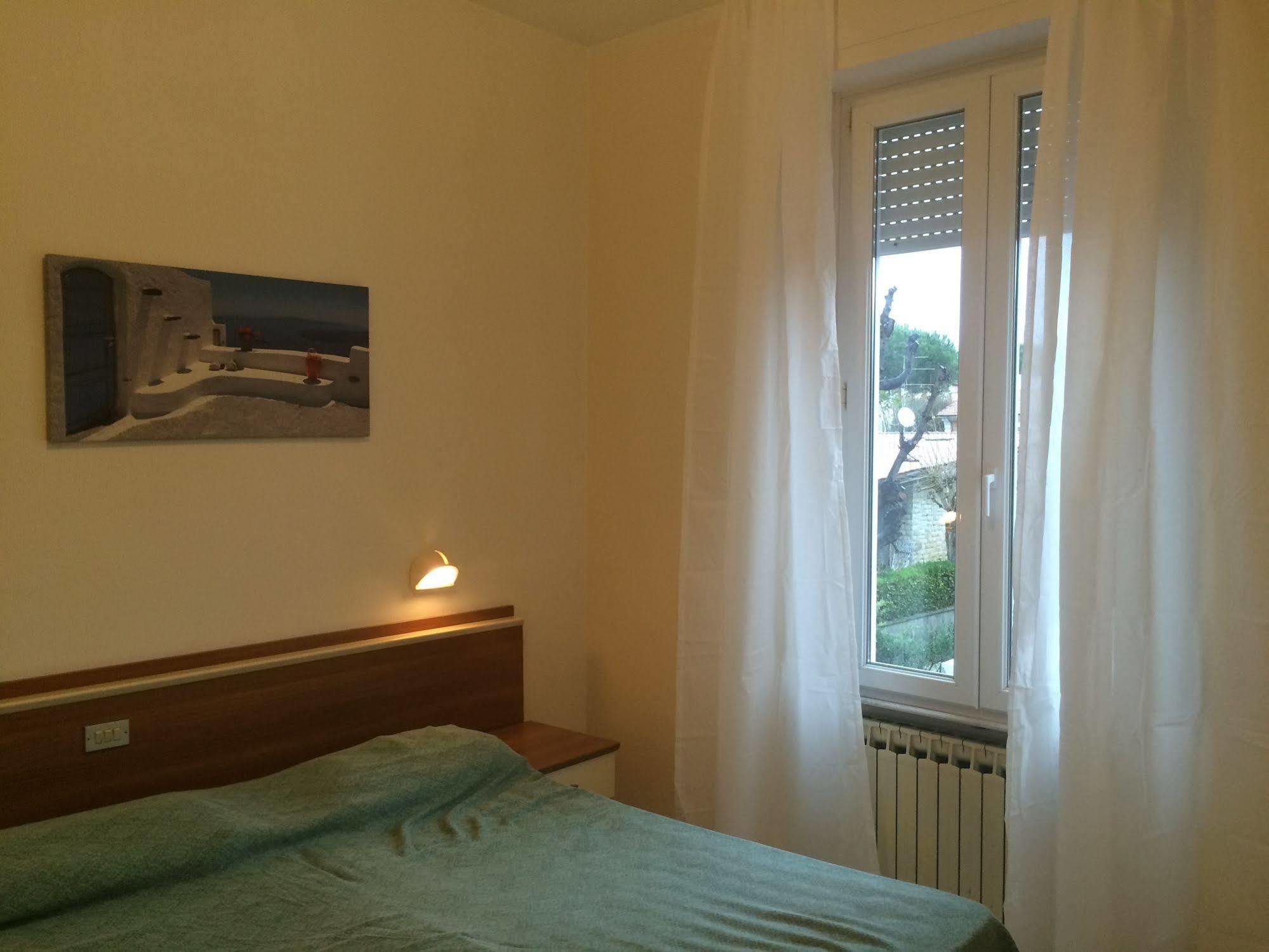 Hotel Mirage Marina di Pietrasanta Kültér fotó