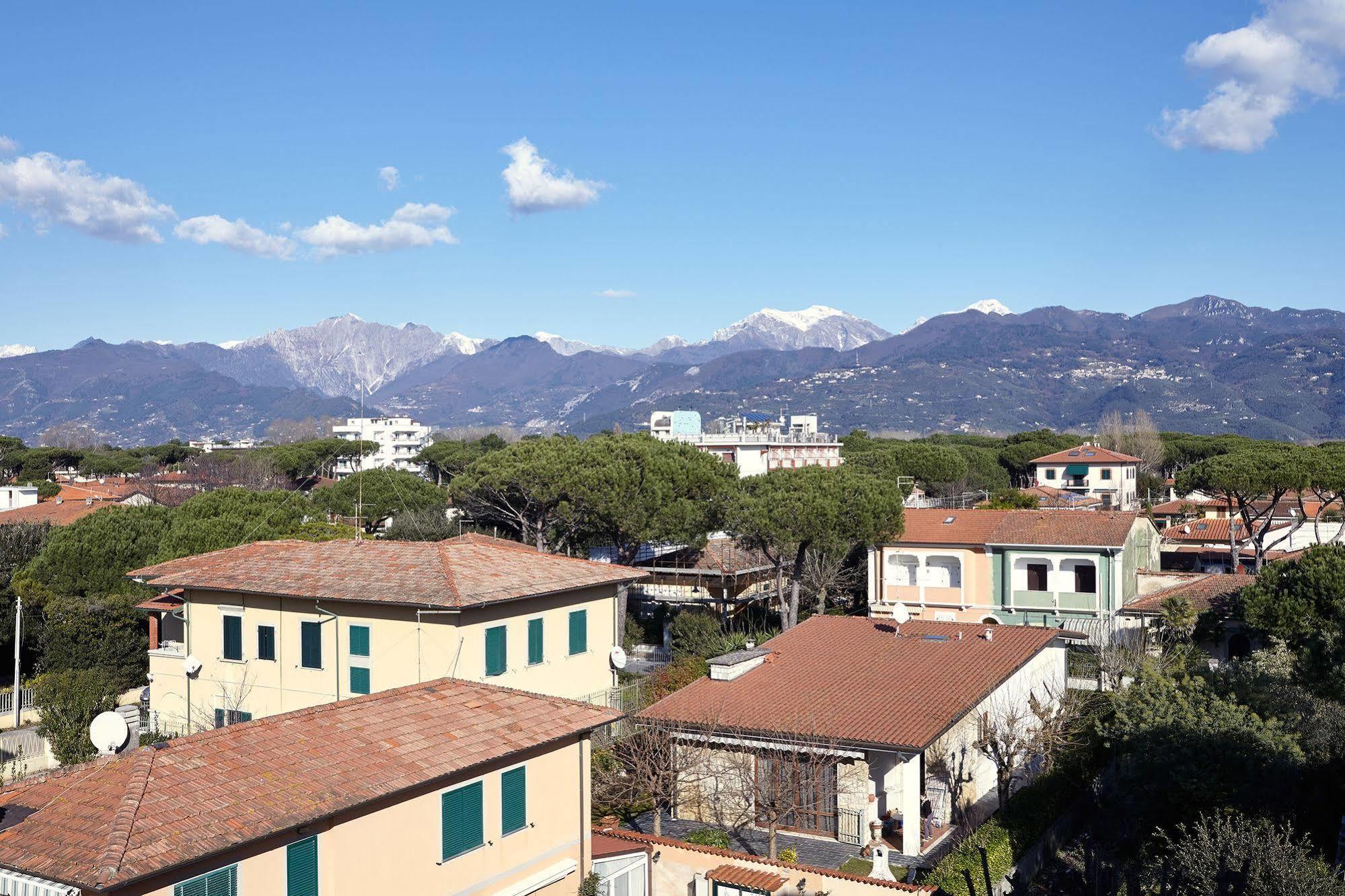 Hotel Mirage Marina di Pietrasanta Kültér fotó
