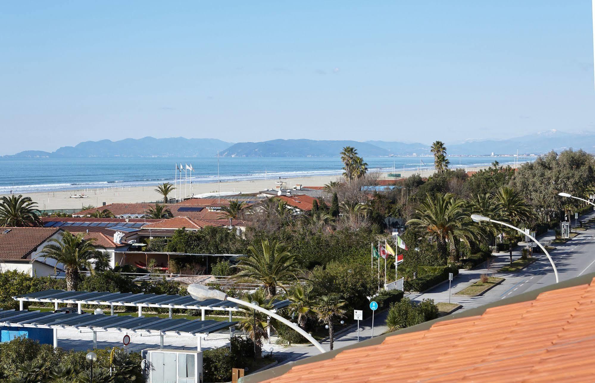 Hotel Mirage Marina di Pietrasanta Kültér fotó